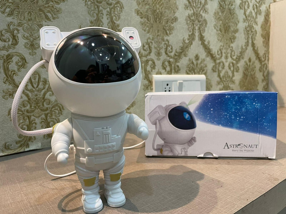 Astronaut Galaxy Projector - 360 Magnetic Head Rotation, Remote Control - Sifatali